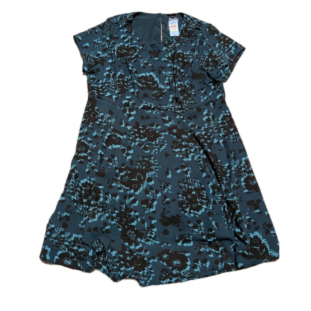 Torrid Blue Floral‎ Short Sleeve Dress Size 22 A Line Flare Cut Out Sleeve NWT
